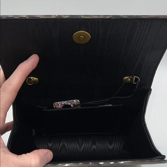 Kurt Geiger Acrylic Party Clutch - Picture 5 of 5